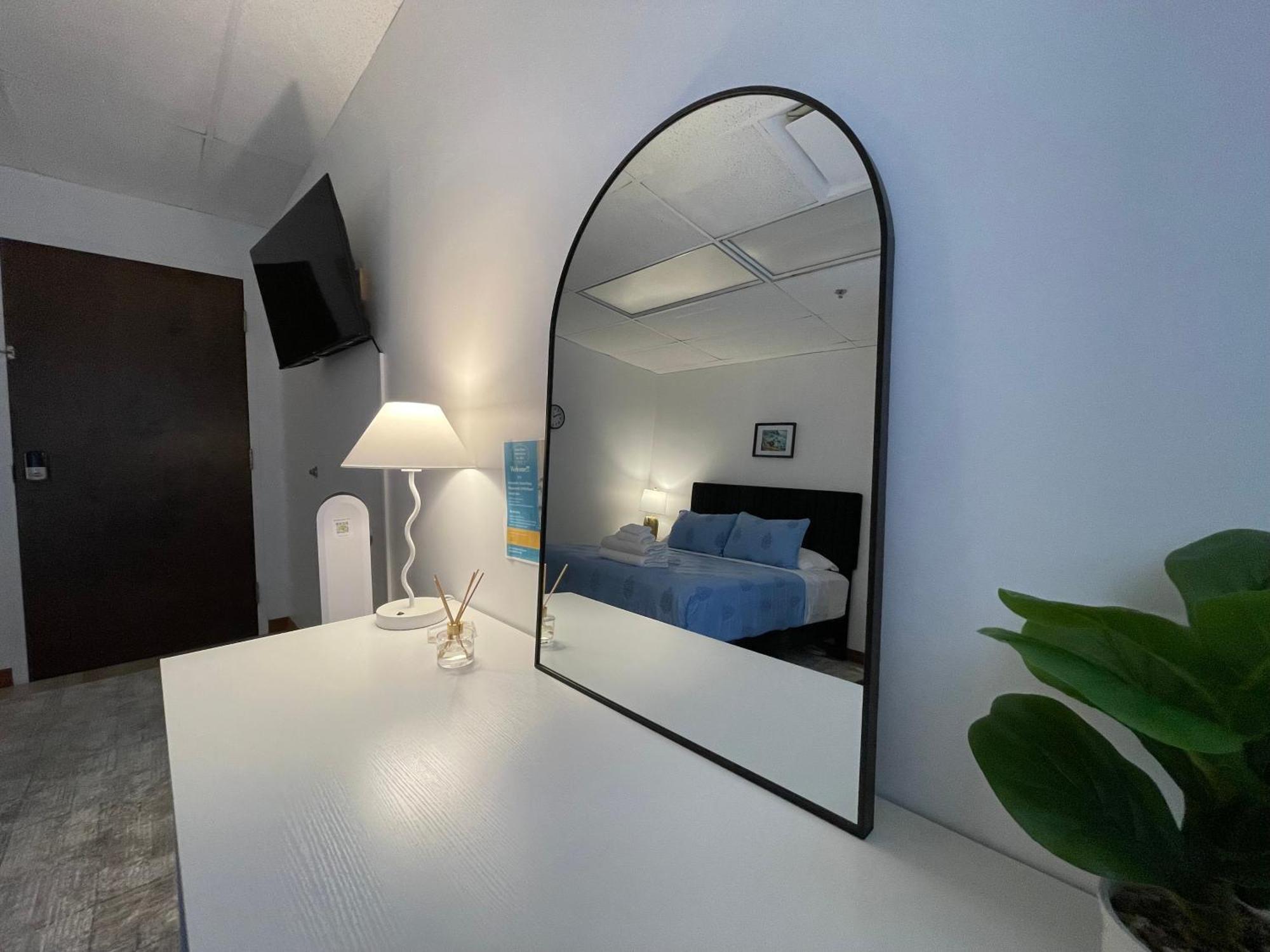 Doho Suites Honolulu Eksteriør billede